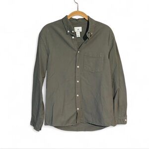 H&M Green Casual Button Down Shirt with Classic Collar